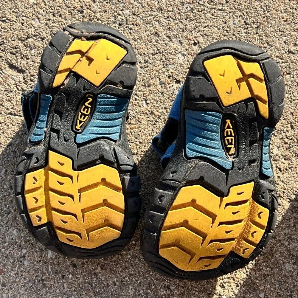 Kids Blue and Black Sandals Keen